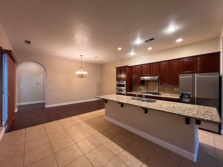10880 Pentwater Dr — Photo 11