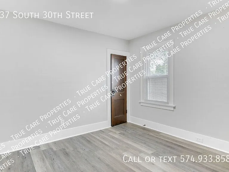 737 S 30th St — Photo 9