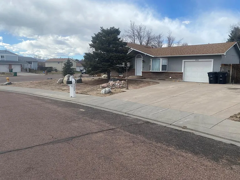 4902 Durasno Dr #4 — Photo 9