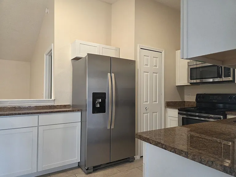 4025 E Cardinal Pines Dr — Photo 9