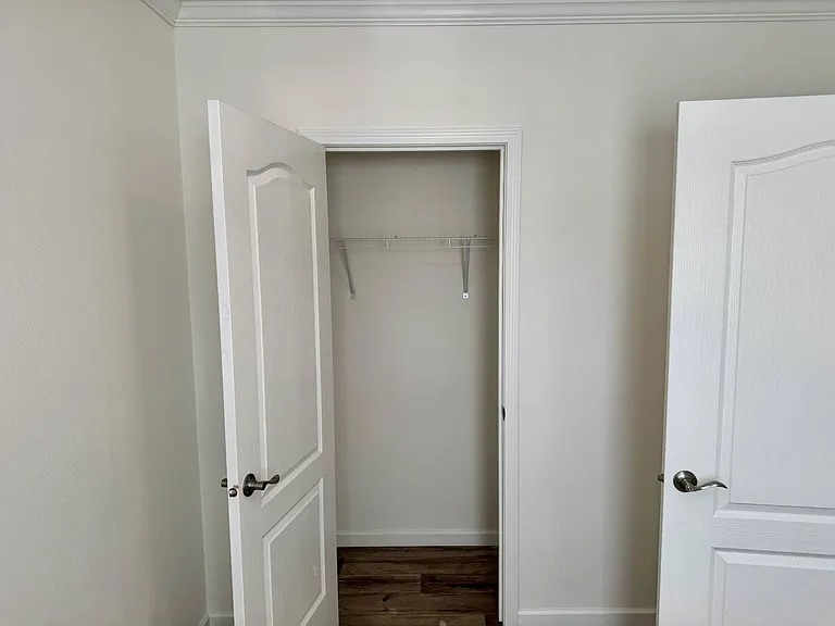 887 E Colonial Cir — Photo 21
