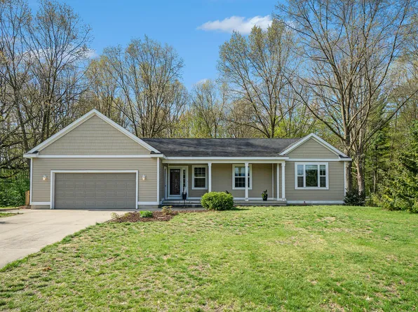 2228 141st Ave, Dorr, MI 49323