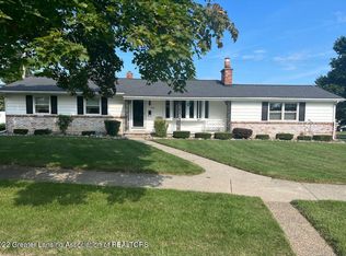 3304 Springbrook Ln, Lansing, MI 48917