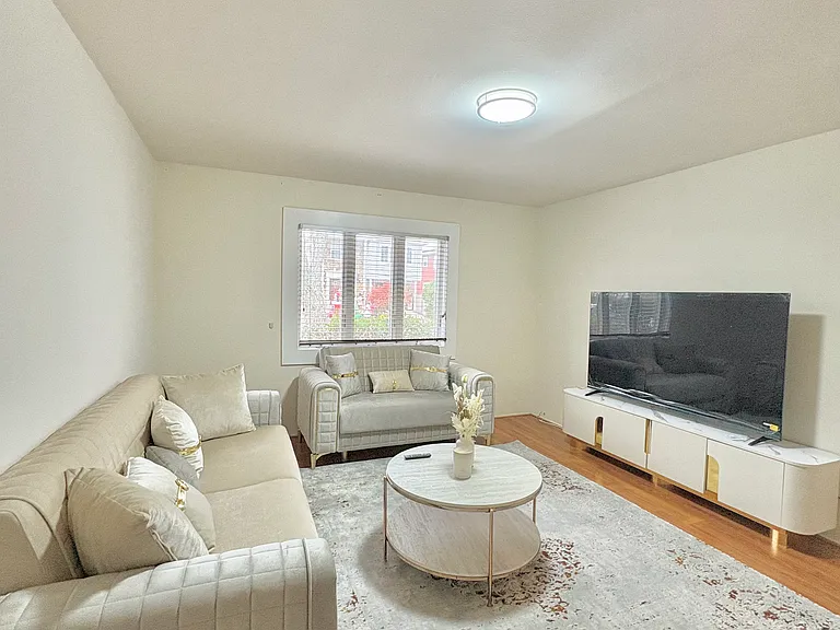 67 Bridgetown St #1 — Photo 3