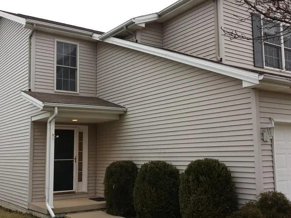 3422 Prescher Point, Bloomington, IL 61704