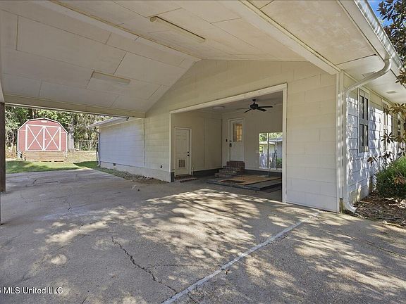 4th image of 117 McCree Dr