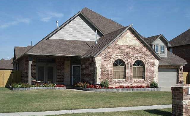 1st image of 805 Preston Park
