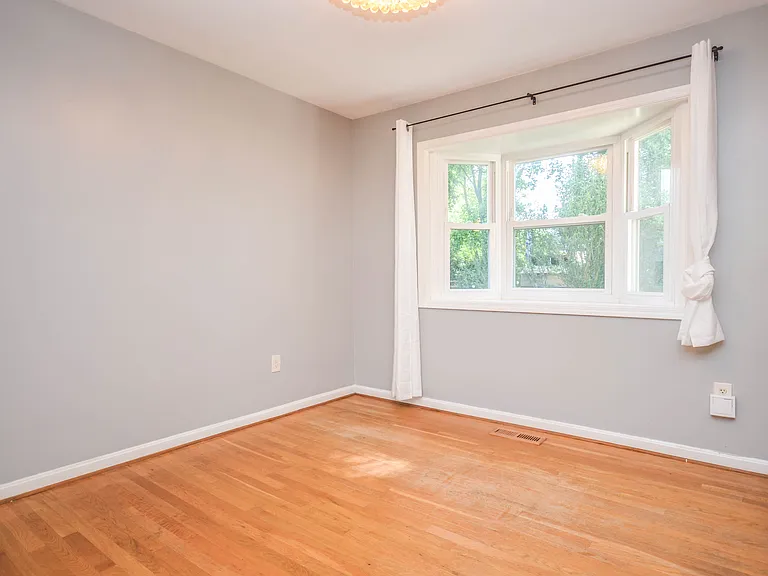 11309 Brandy Hall Ln — Photo 23