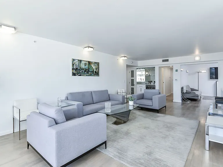 201 Ocean Ave #404P — Photo 8
