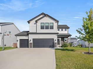 1321 NW Jamestown Ln, Waukee, IA 50263