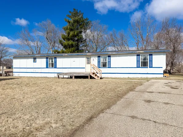114 Wagon Wheel Cir, Brookings, SD 57006