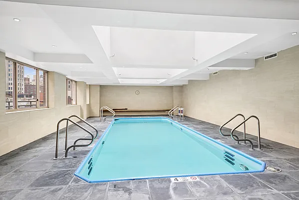 Sold by Compass | media 21