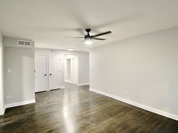 3rd image of 3338 W Bryn Mawr Ave APT 3
