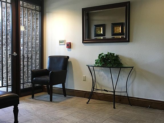 3rd image of 1301 N Hollywood Way #14115
