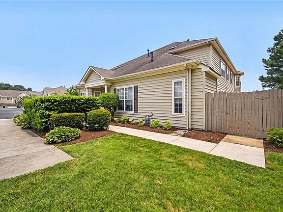 3rd image of 4348 Salem Springs Way
