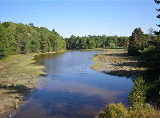 1 Robbins Point Rd, Gouldsboro, ME 04607