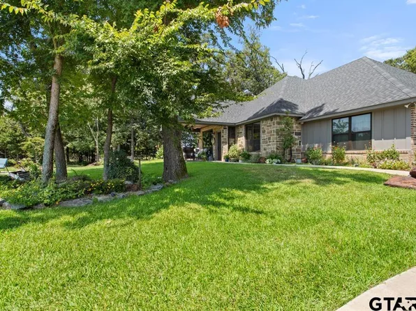 14051 Twin Ranch Rd, Tyler, TX 75704