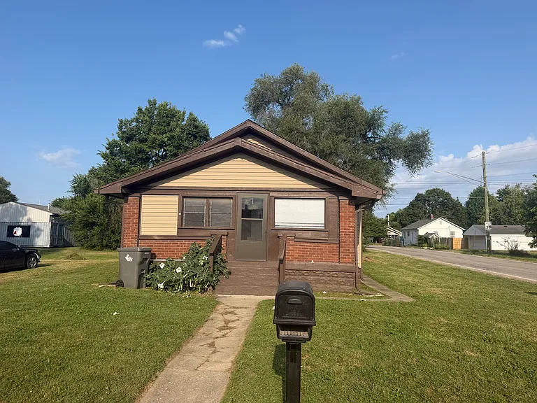 3002 S McClure St — Photo 3