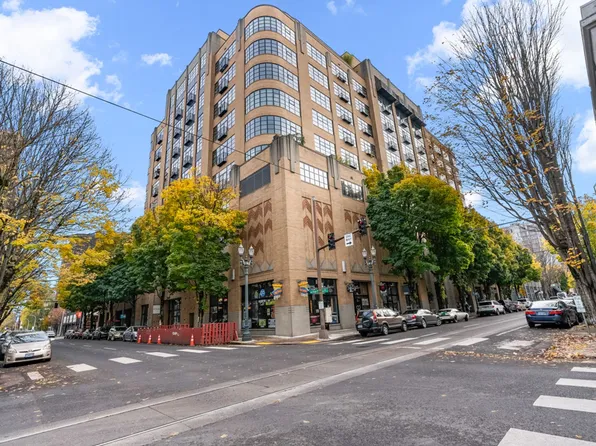 420 NW 11th Ave Unit 802, Portland, OR 97209