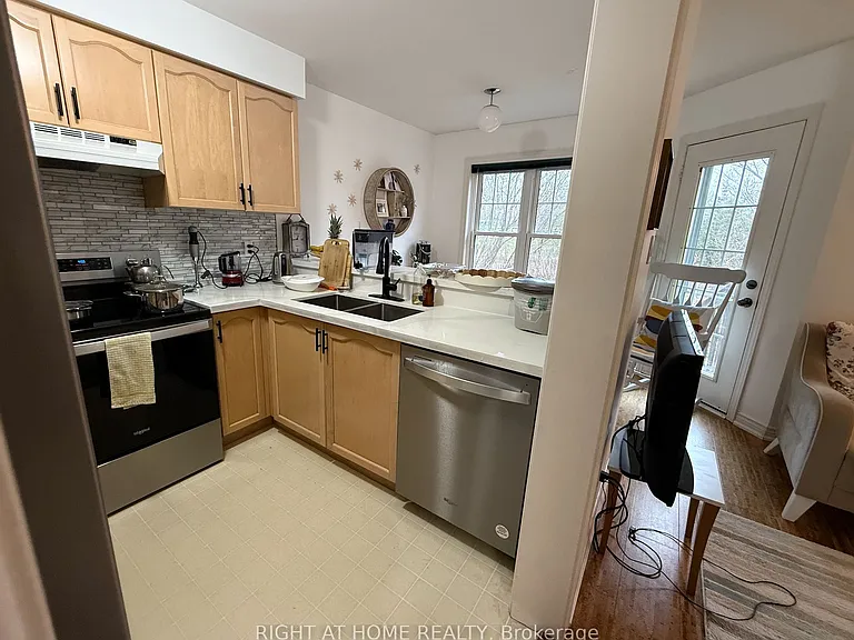 2800 Courtice Rd #103 — Photo 9