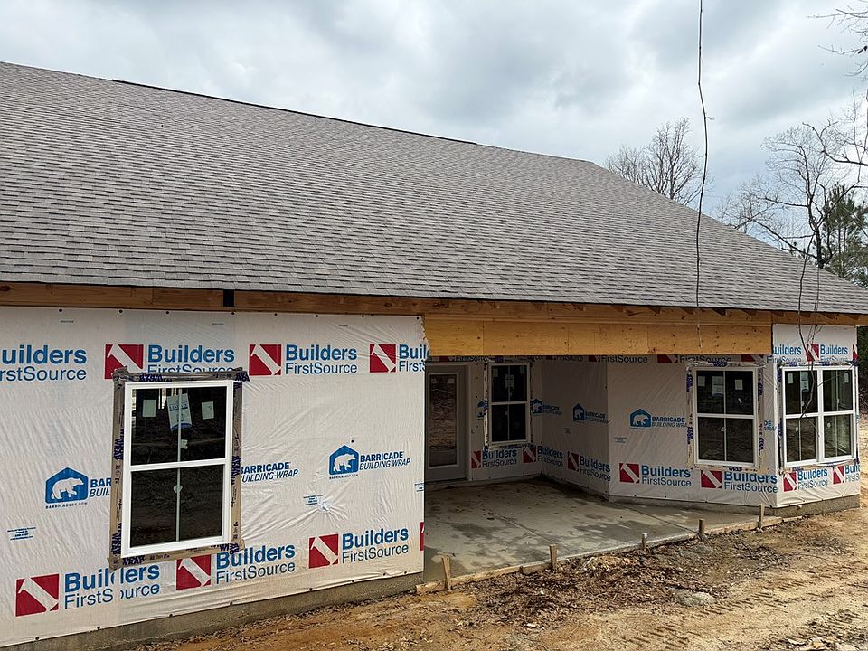 2nd image of 418 Oswichee Rd