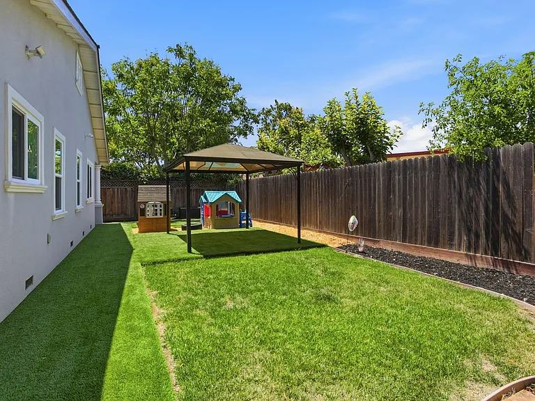 599 Borregas Ave — Photo 68