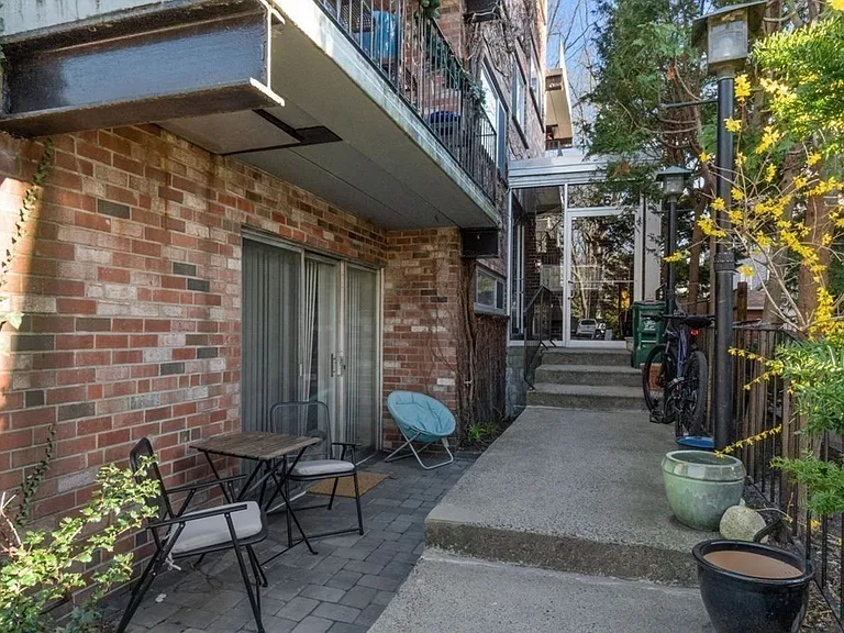 76 Garfield St #9 — Photo 16