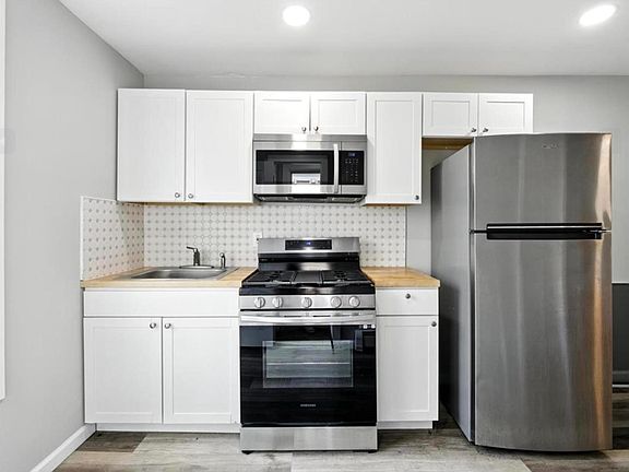 5th image of 23 Westervelt Pl