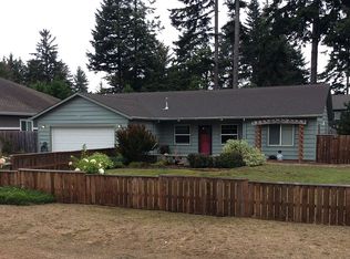 1155 12th Ct SE, Bandon, OR 97411