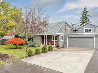 12190 SW James St, Tigard, OR 97223