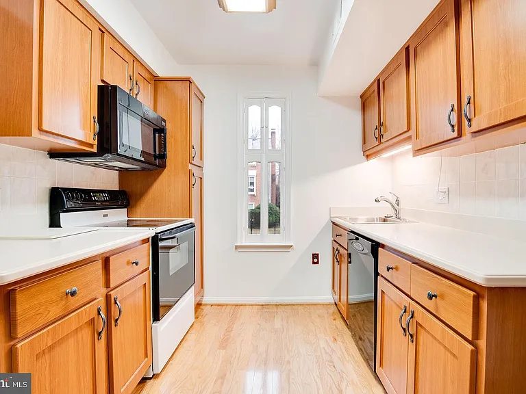 3783 Persimmon Cir — Photo 5