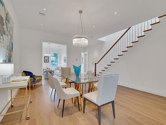 3rd image of 340A Randolph Ave