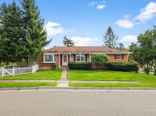 3600 Lyndale Dr, Endicott, NY 13760