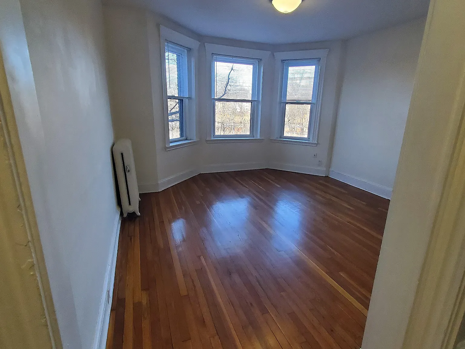 1 bed, 635 sqft, $2,400 — Photo 3