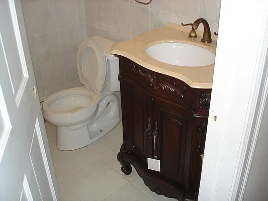 Rented by HOTPROPERTY NYC LLC | media 37