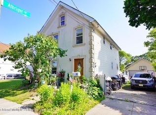 36 Old Town Rd, Staten Island, NY 10304