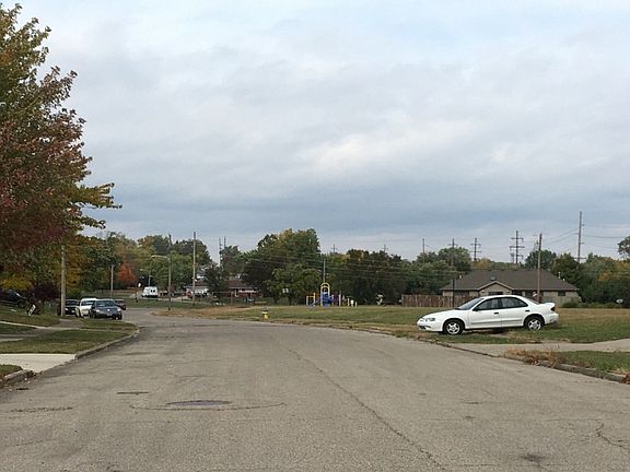 5th image of 1301 Glennelle Dr