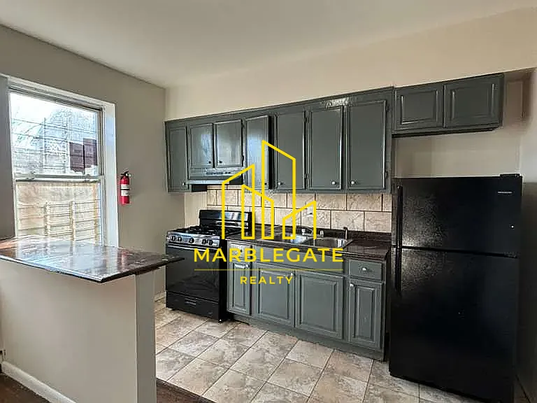 322 Park Ave #22 — Photo 1