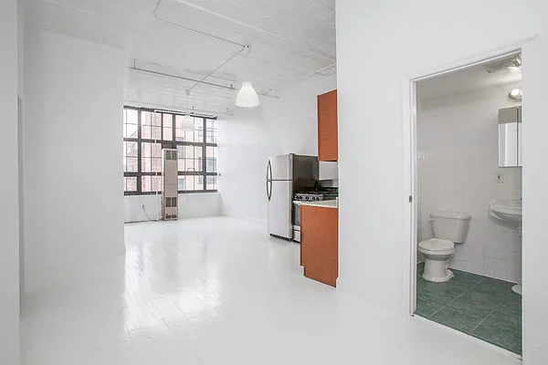 Rented by Carnegie Management Inc | media 18