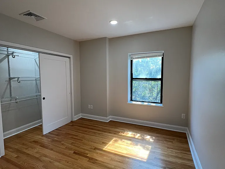 557 Columbus Ave #401 — Photo 25