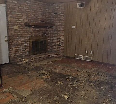 2nd image of 1824 Devonshire Dr
