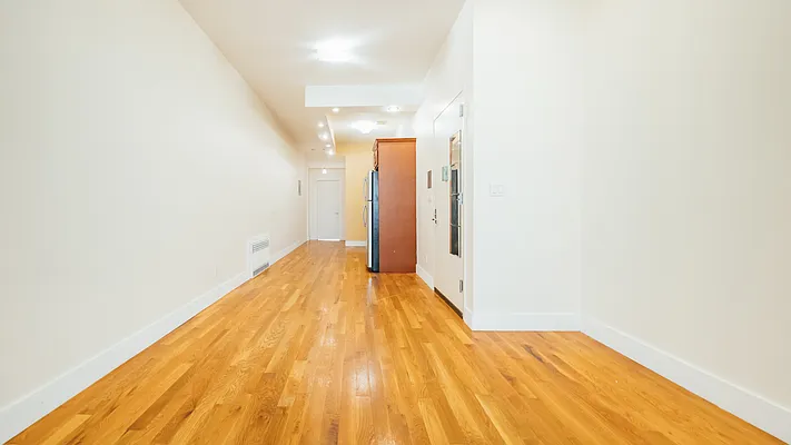 Rented by Nooklyn NYC LLC | media 16