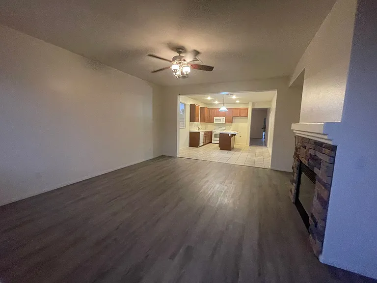 14190 Blackstone St — Photo 12