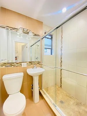 Rented by Mae Equities | media 7