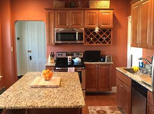 23 Burr St #1, West Hartford, CT 06107