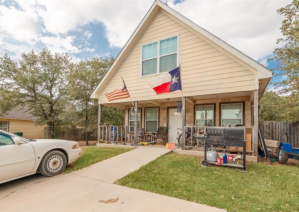 1st image of 11004 Shady Oaks Dr