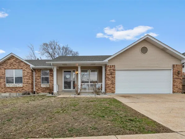 5728 Whitefalls Ct, Saint Louis, MO 63129