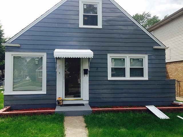 1st image of 48 48th Ave