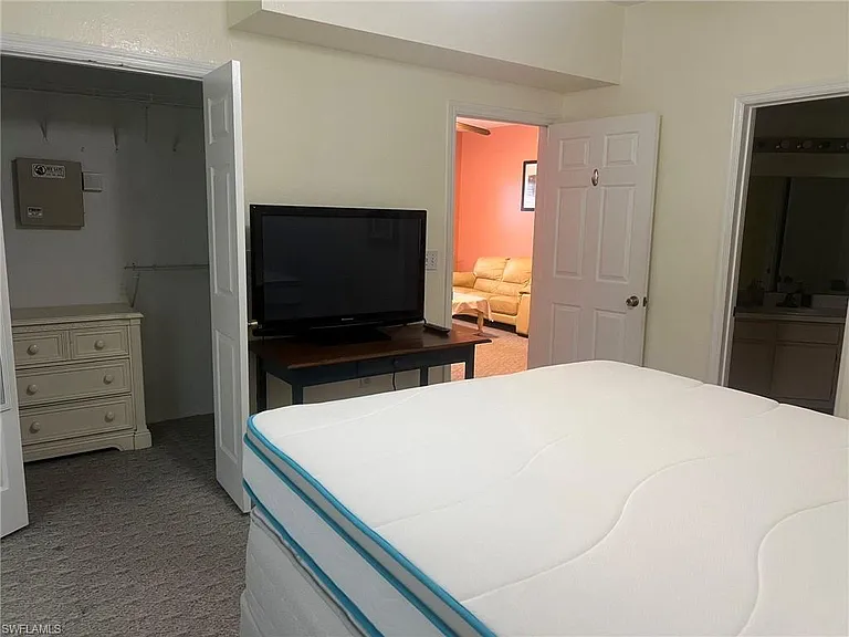 23580 Walden Center Dr #210 — Photo 9