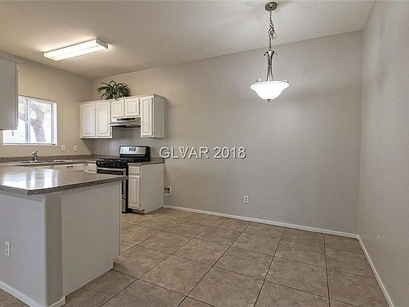5th image of 5655 E Sahara Ave Unit 1026
